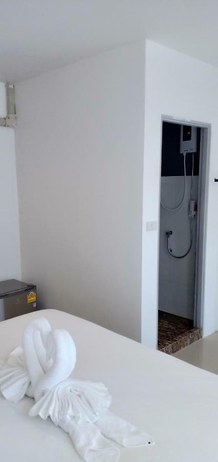 Chaweng Best Hotel And Hostel Samui 外观 照片